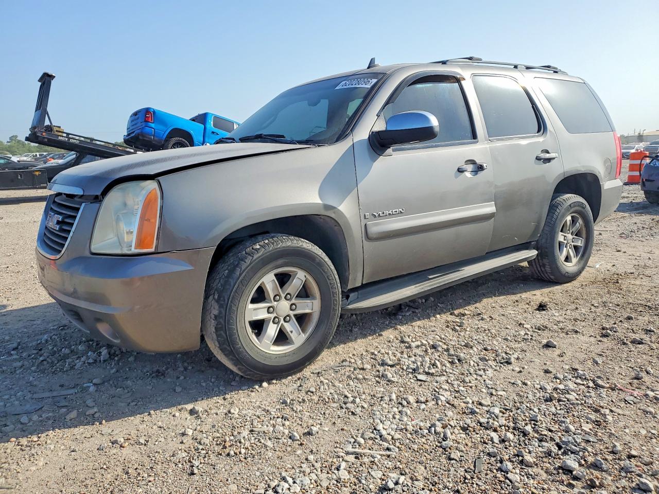 1GKS1AE02BR140073 · 2011 GMC YUKON
