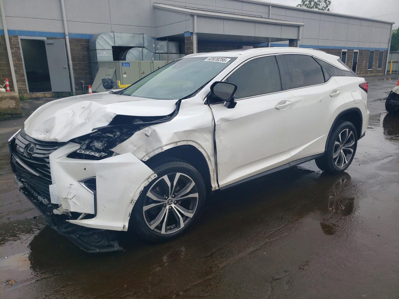 2T2BZMCA2KC189295 · 2019 LEXUS RX 350