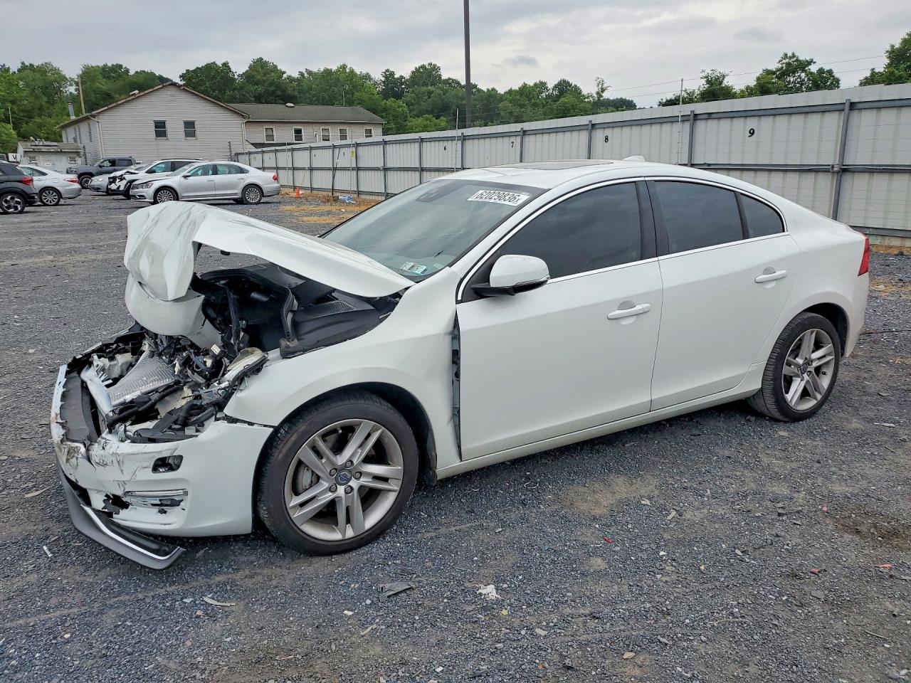 YV1612TM4F2351258 · 2015 VOLVO S60