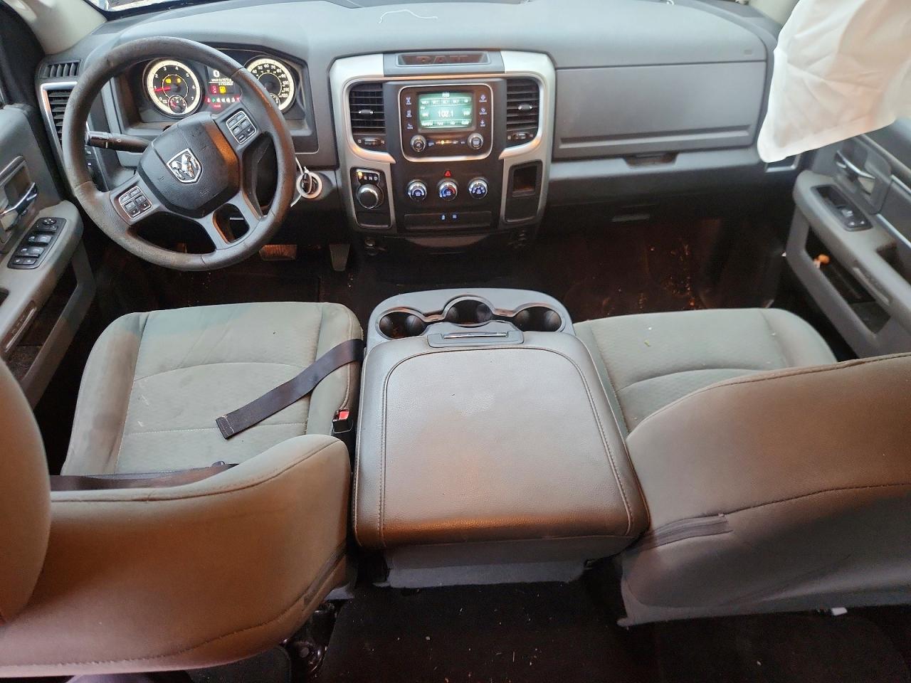 1C6RR6GGXGS189202 · 2016 RAM 1500 · 8/12