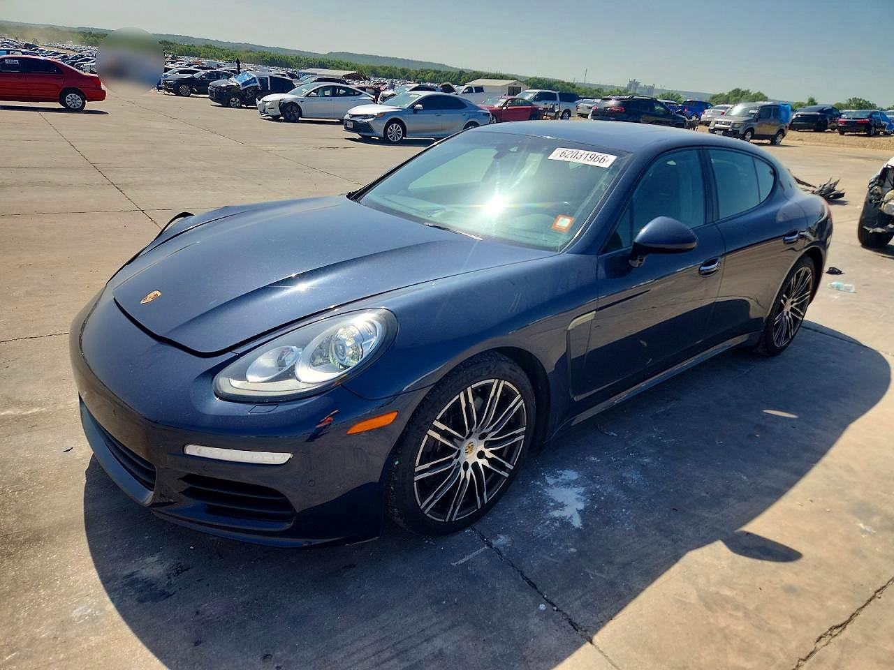 2015 PORSCHE PANAMERA