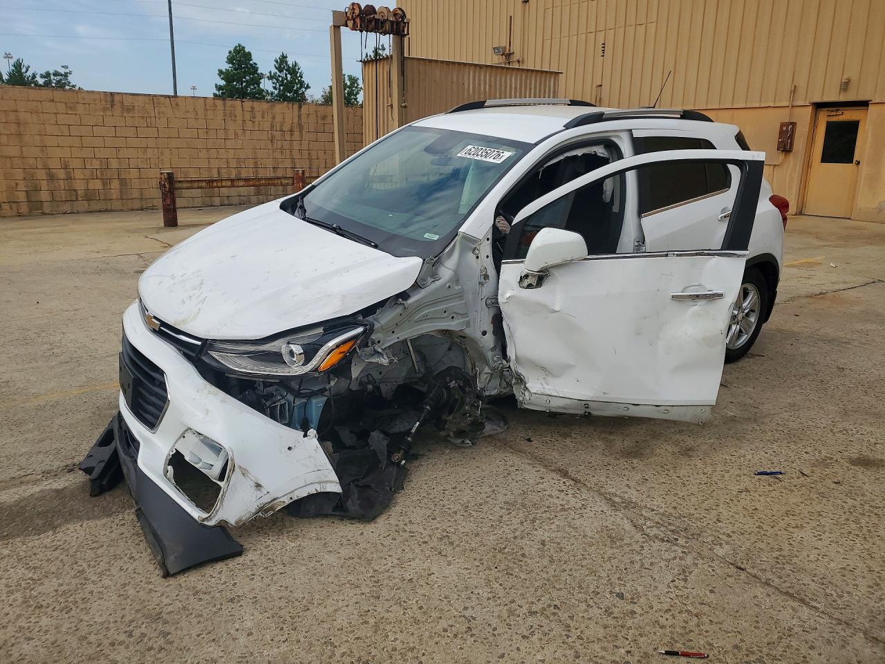 3GNCJLSB7HL282248 · 2017 CHEVROLET TRAX