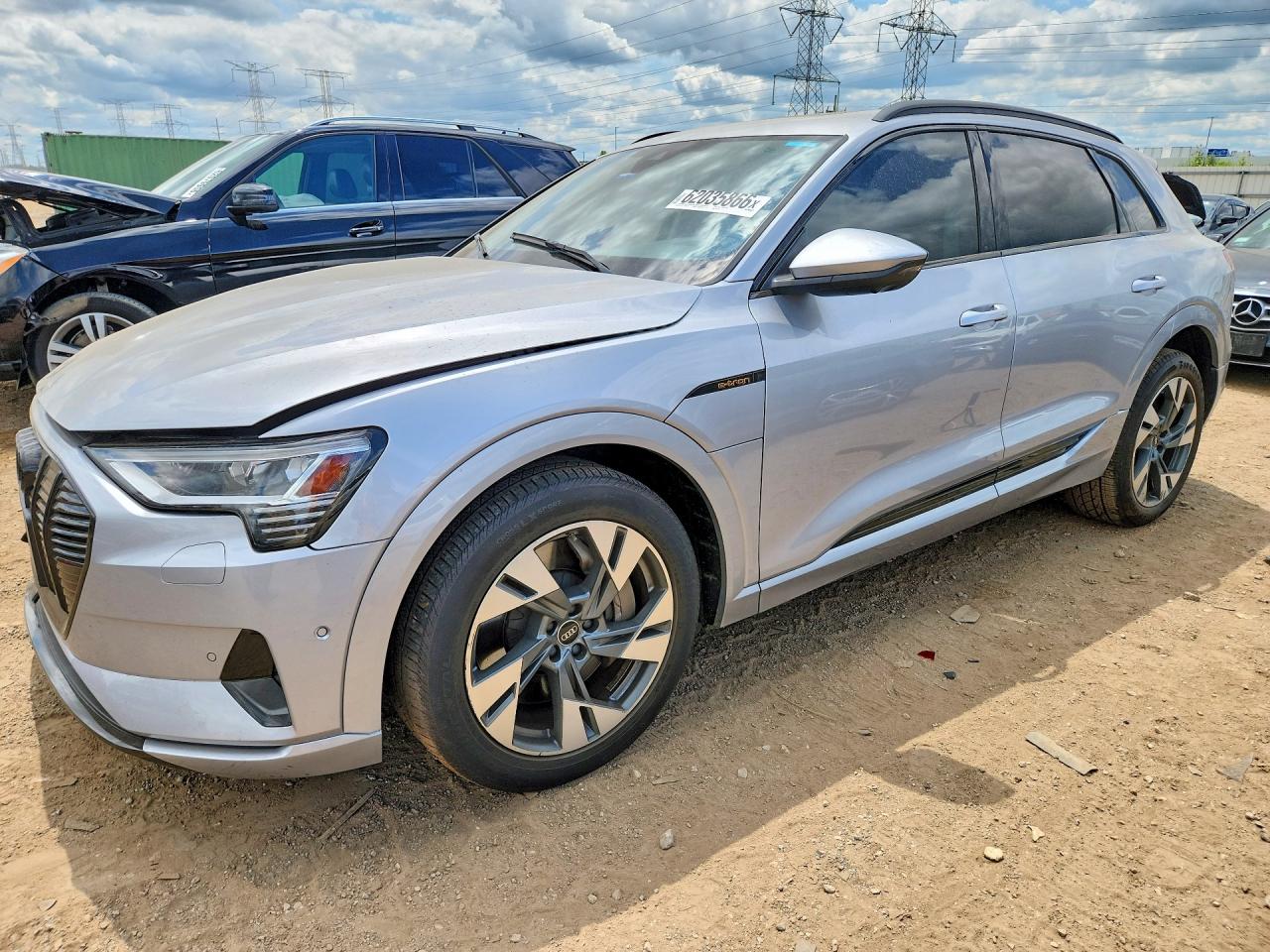 WA1AAAGE8NB047453 · 2022 AUDI E-TRON