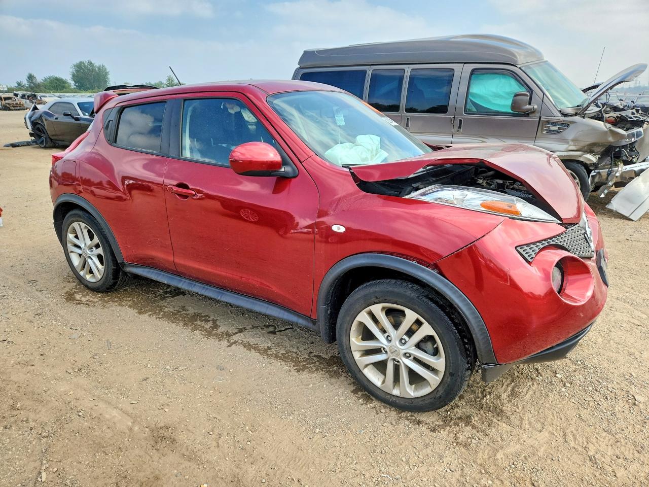 JN8AF5MVXET363647 · 2014 NISSAN JUKE · 4/13