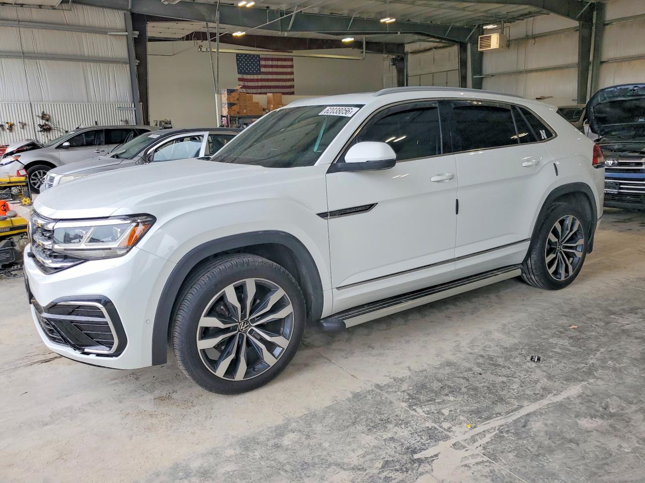 1V2TE2CA0LC216804 · 2020 VOLKSWAGEN ATLAS CROSS SPORT