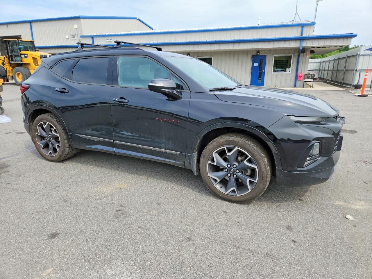 3GNKBJRSXKS586237 · 2019 CHEVROLET BLAZER · 4/13