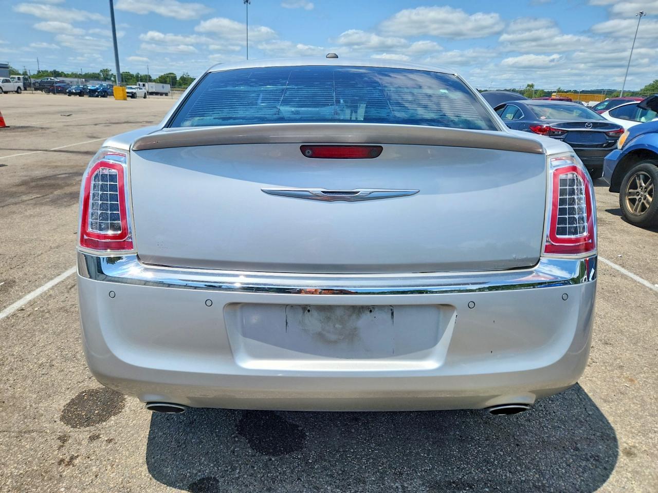2C3CCACG5CH175593 · 2012 CHRYSLER 300 · 6/12