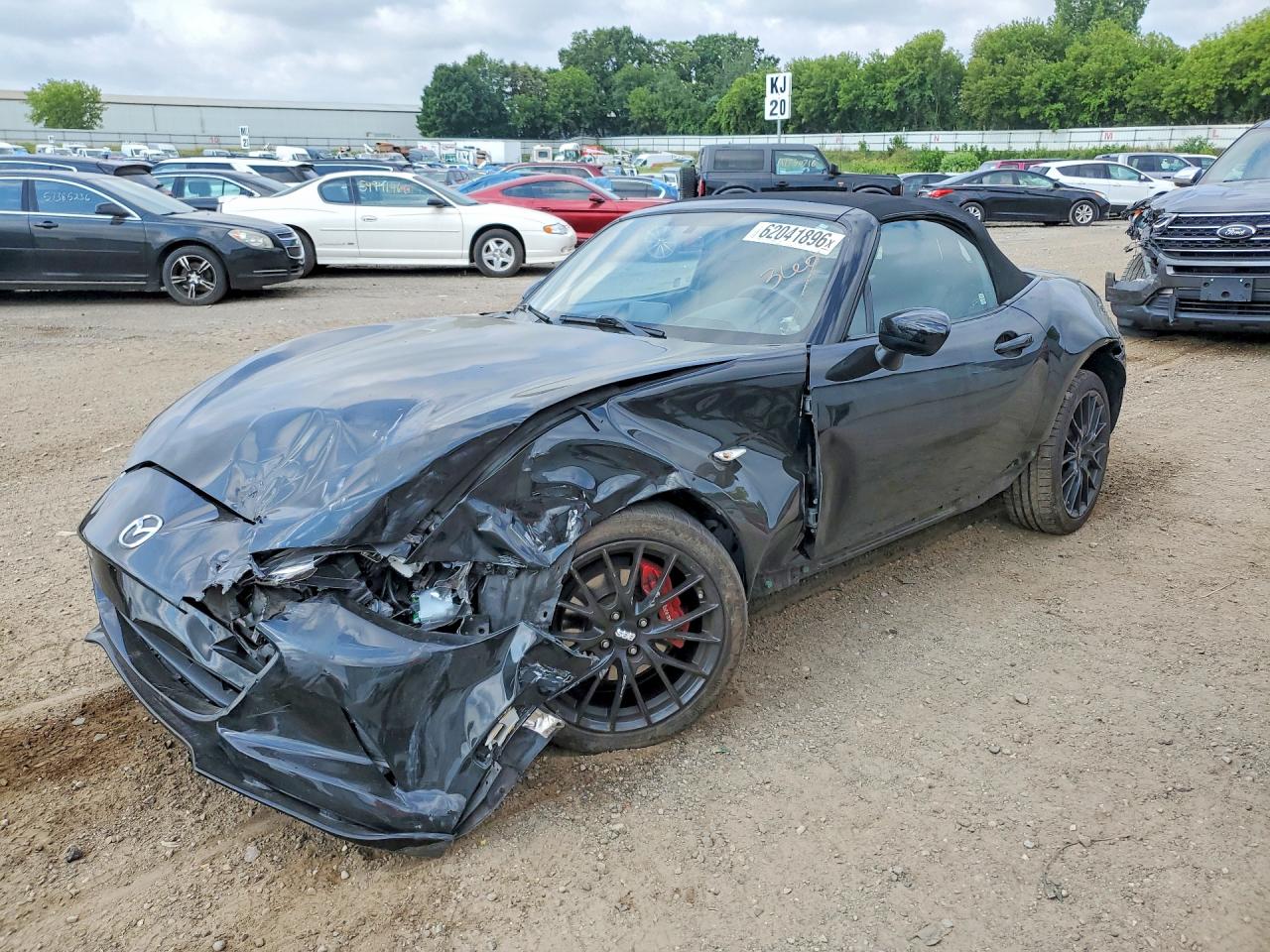 JM1NDAC79G0105221 · 2016 MAZDA MX-5 MIATA