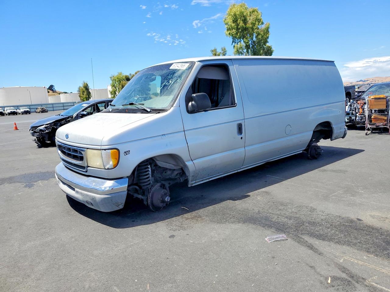 1FTSE34S4XHB76763 · 1999 FORD ECONOLINE