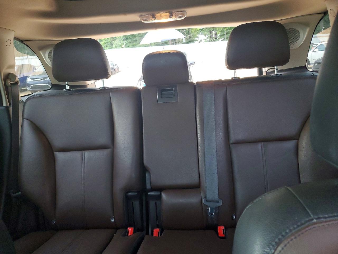 2FMDK3KC0BBB35481 · 2011 FORD EDGE · 10/14