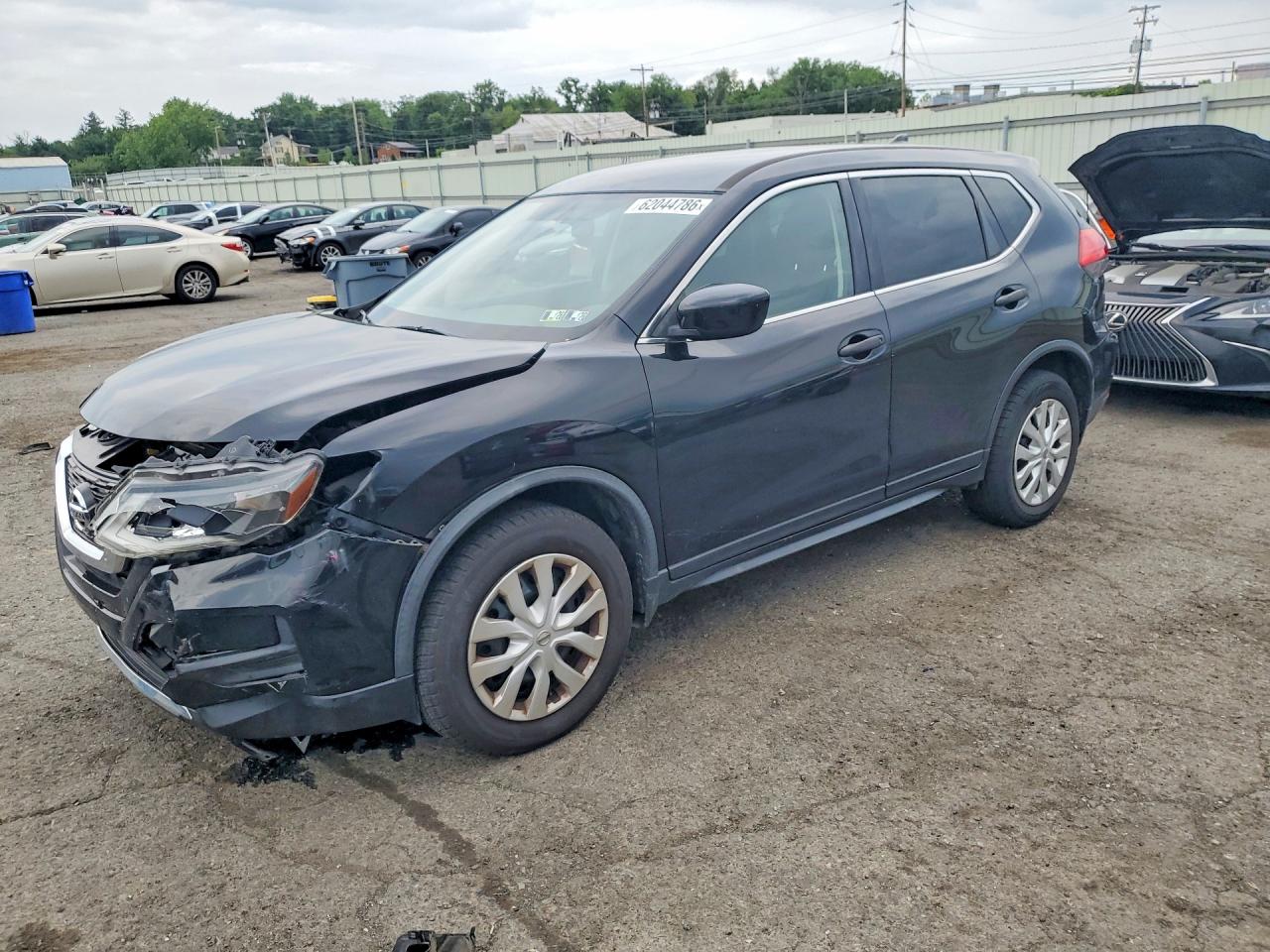 JN8AT2MV1HW251135 · 2017 NISSAN ROGUE