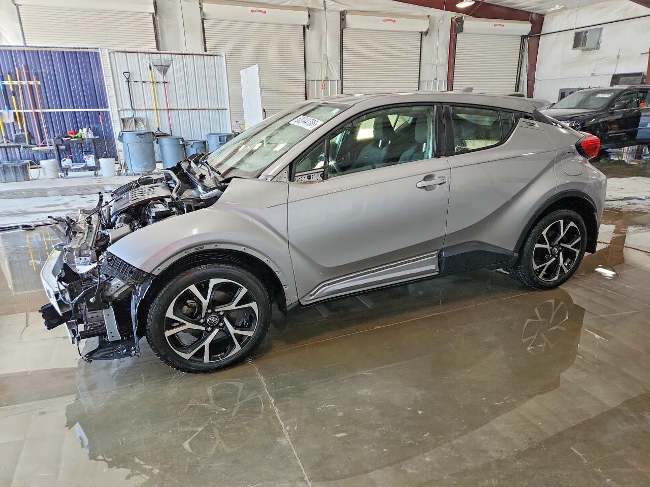 JTNKHMBX7J1007621 · 2018 TOYOTA C-HR