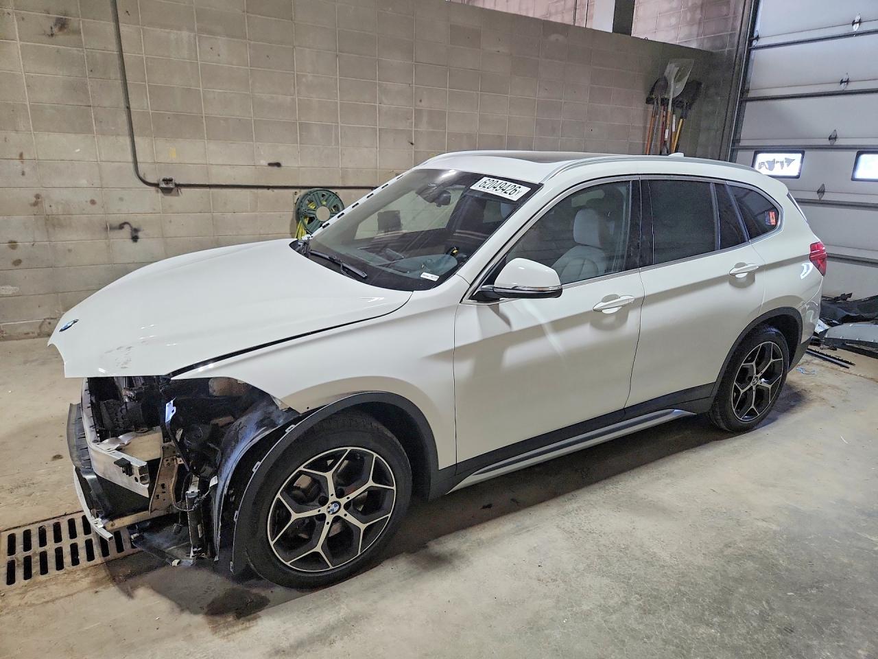 WBXHT3C59K5L36225 · 2019 BMW X1