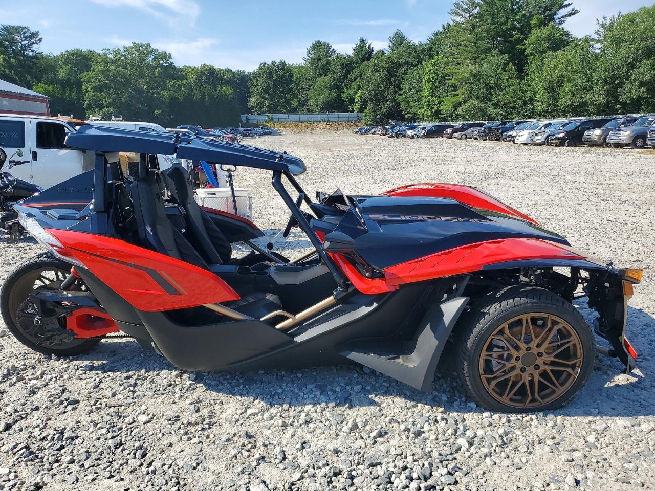 57XAALHD4N8152437 · 2022 POLARIS SLINGSHOT
