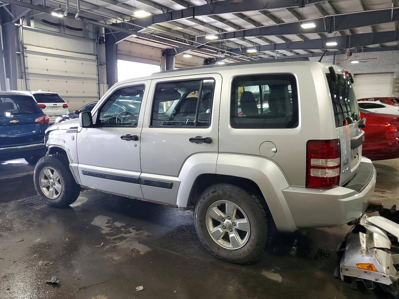1J4PN2GK4BW555997 · 2011 JEEP LIBERTY · 2/14