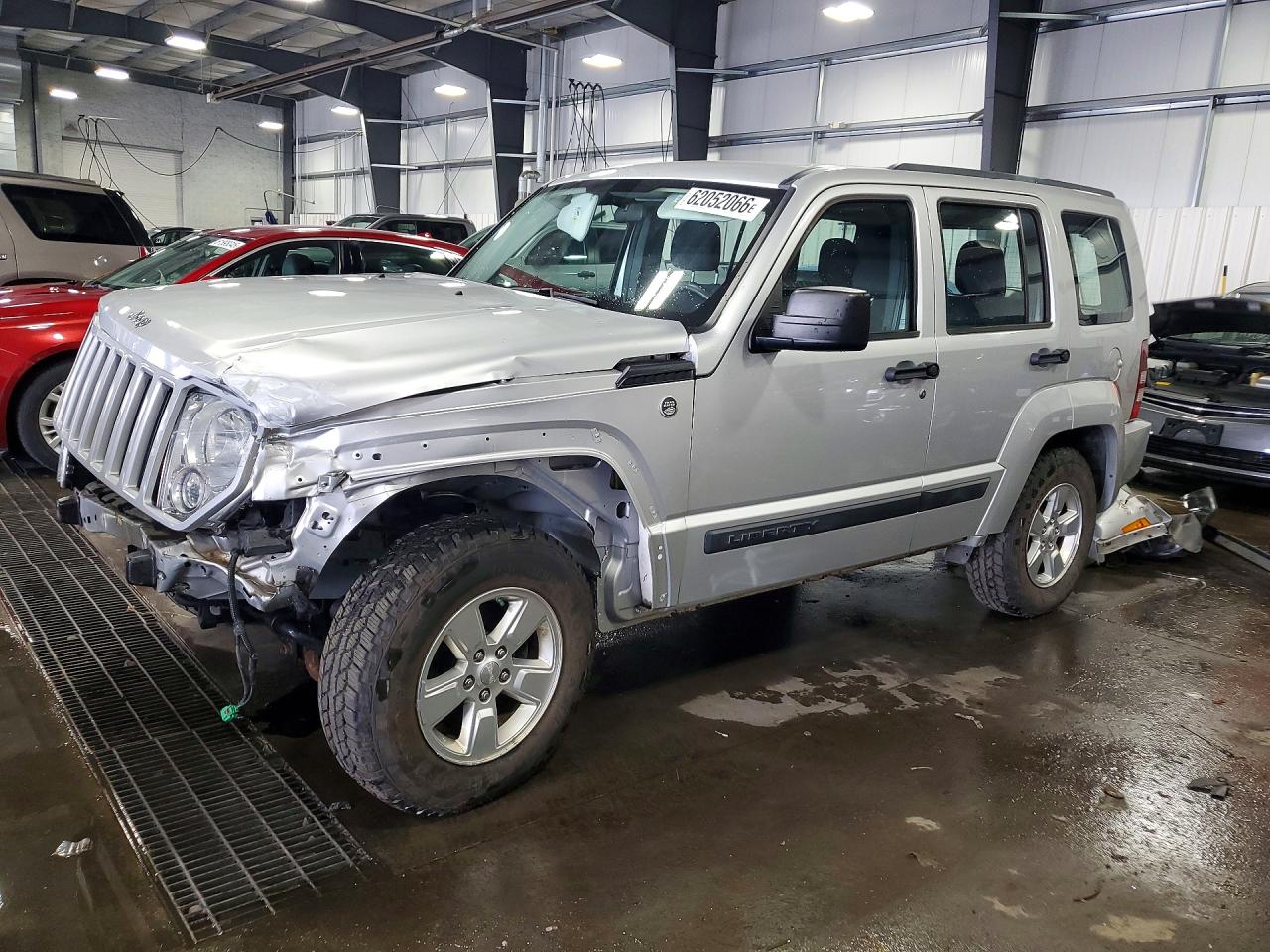 1J4PN2GK4BW555997 · 2011 JEEP LIBERTY