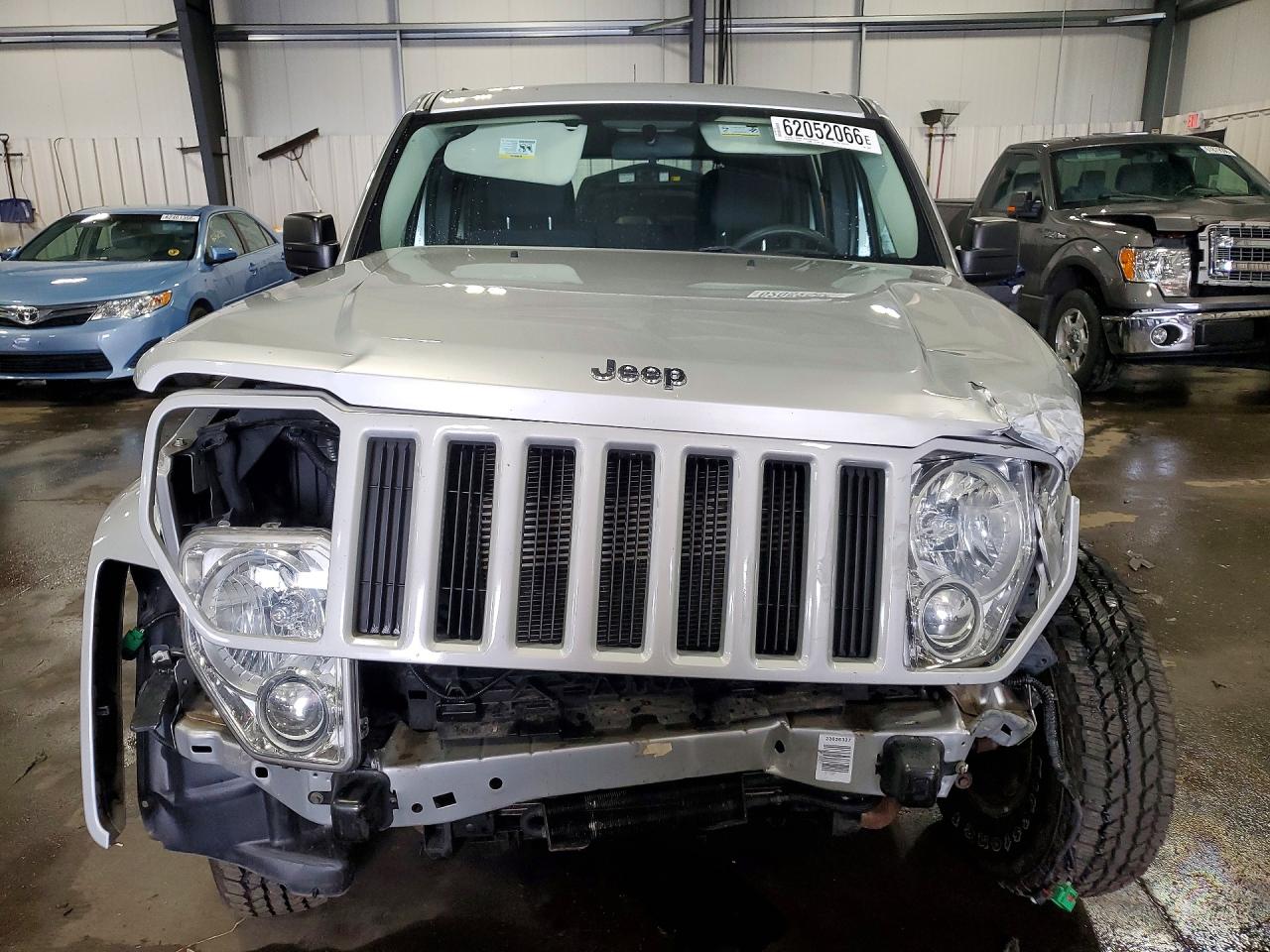 1J4PN2GK4BW555997 · 2011 JEEP LIBERTY · 5/14