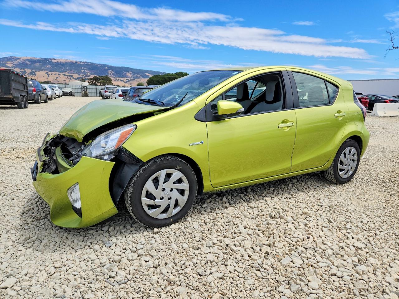 JTDKDTB39F1091925 · 2015 TOYOTA PRIUS C