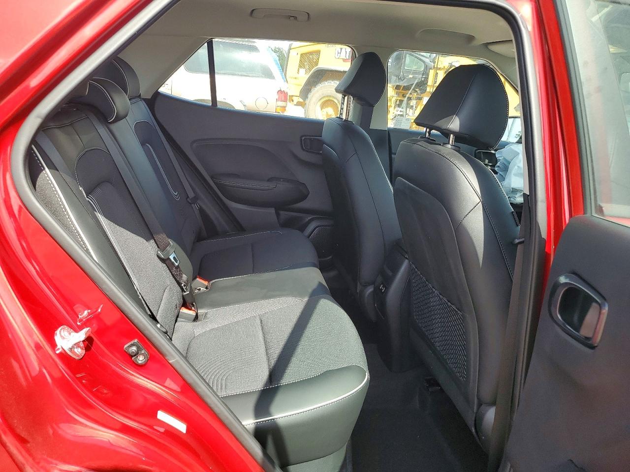 KMHRC8A37SU394240 · 2025 HYUNDAI VENUE · 10/12