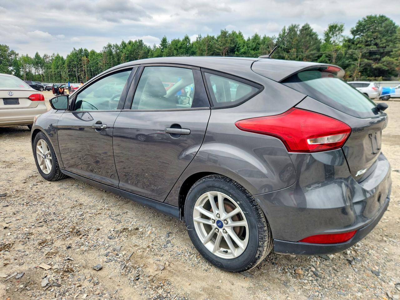 1FADP3K26FL200164 · 2015 FORD FOCUS · 2/13