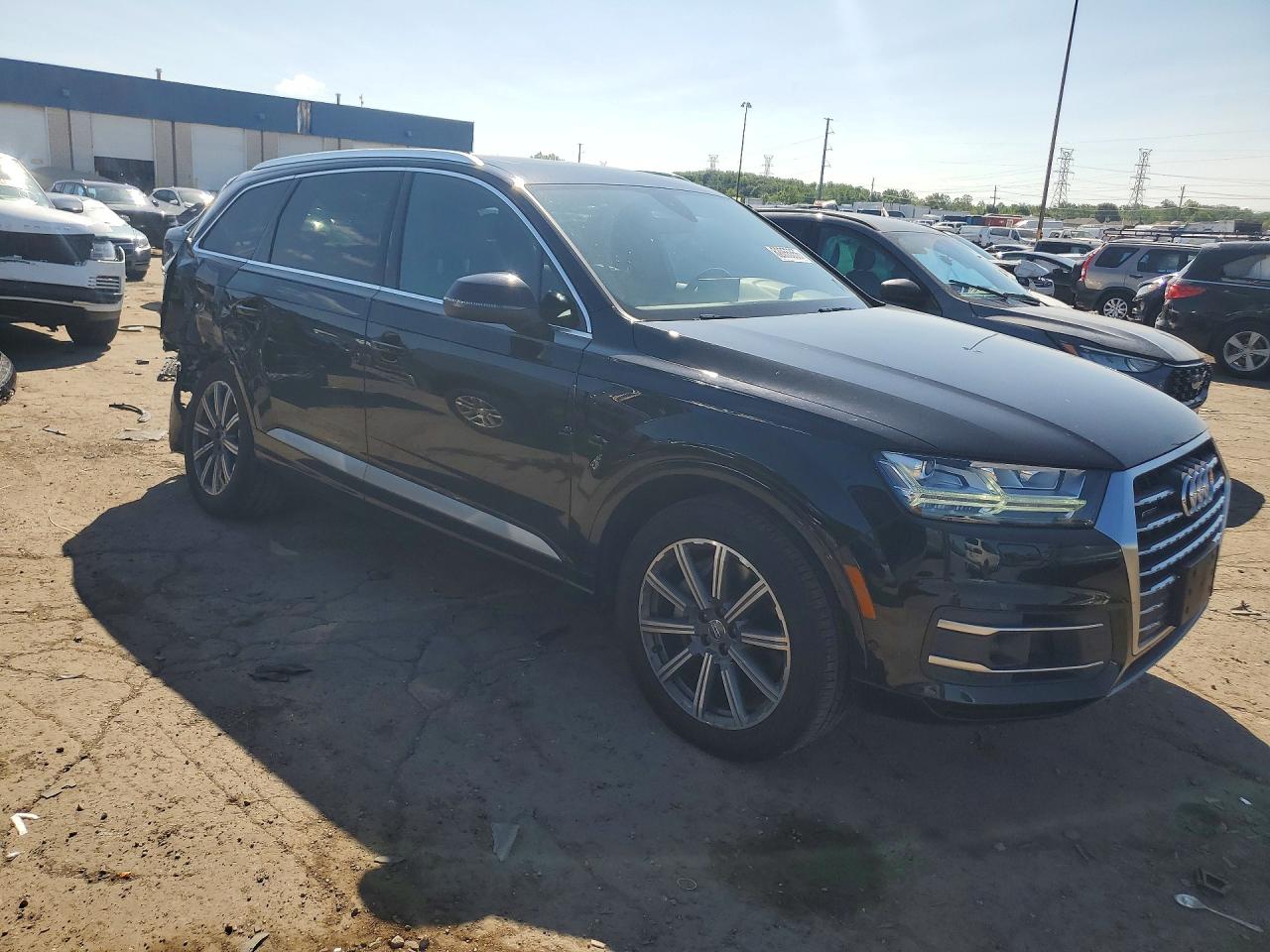 WA1LAAF75KD011652 · 2019 AUDI Q7 · 4/13