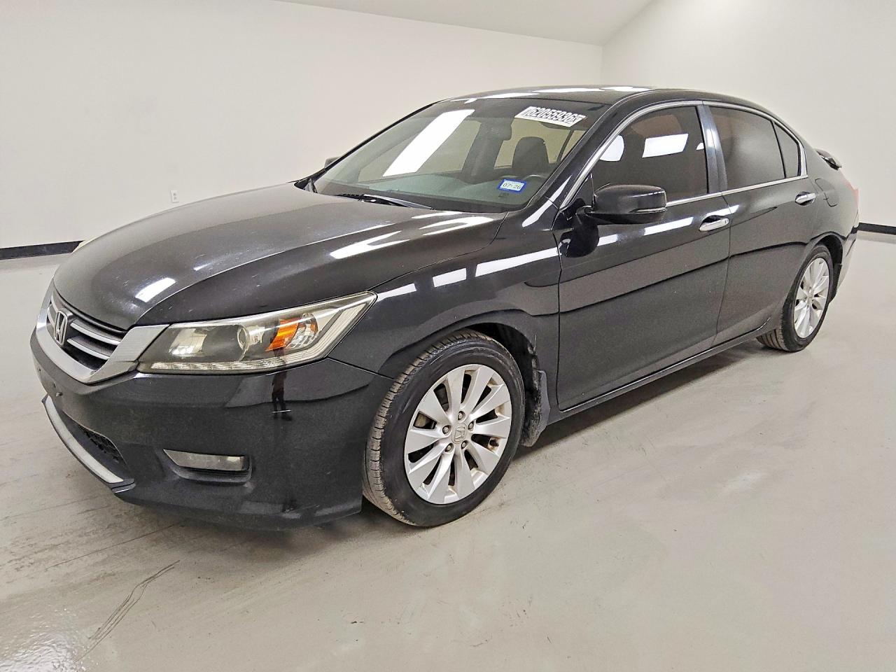 1HGCR2F87FA160005 · 2015 HONDA ACCORD