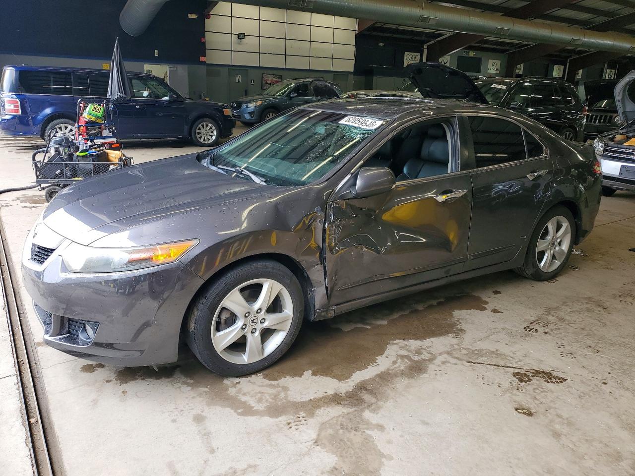JH4CU2F66AC036234 · 2010 ACURA TSX