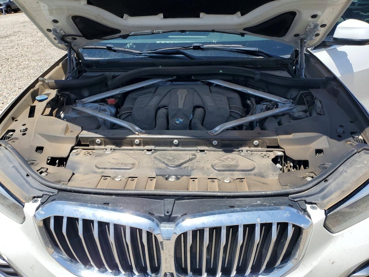 5UXJU2C55KLN67655 · 2019 BMW X5 · 12/13