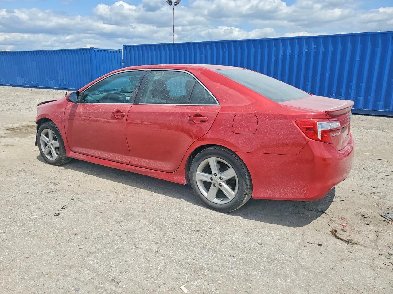 4T1BF1FK9CU598412 · 2012 TOYOTA CAMRY · 2/13