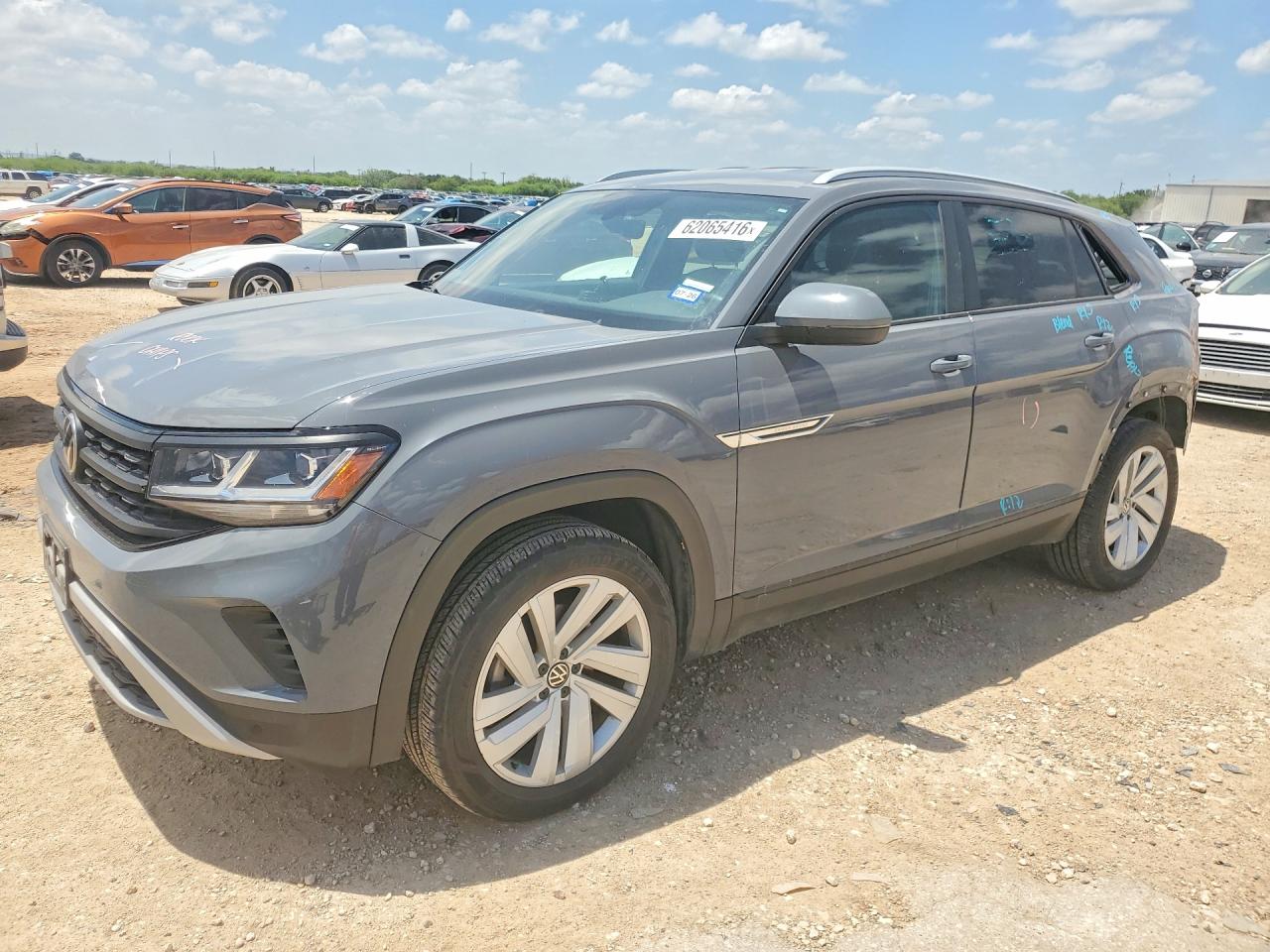 1V2WC2CA7MC233202 · 2021 VOLKSWAGEN ATLAS CROSS SPORT