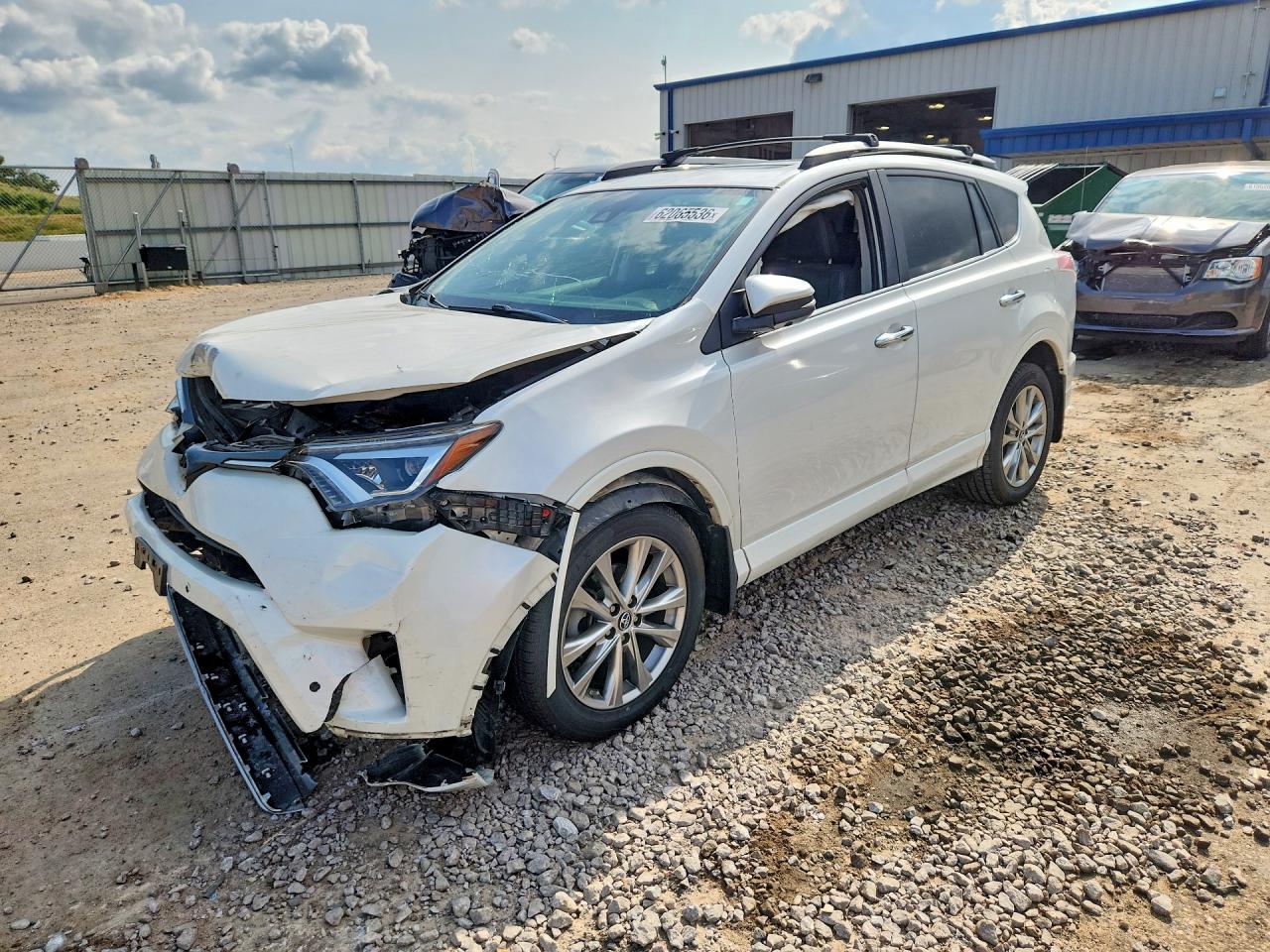2T3DFREV0HW667988 · 2017 TOYOTA RAV4