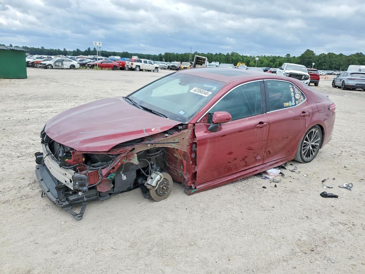 4T1B21HK6JU502399 · 2018 TOYOTA CAMRY HYBRID