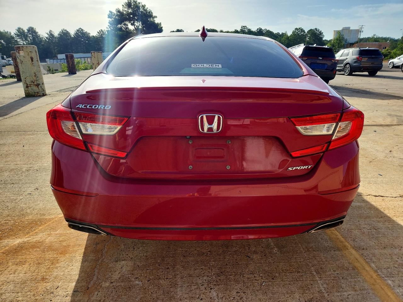 1HGCV1F32KA000683 · 2019 HONDA ACCORD · 6/13
