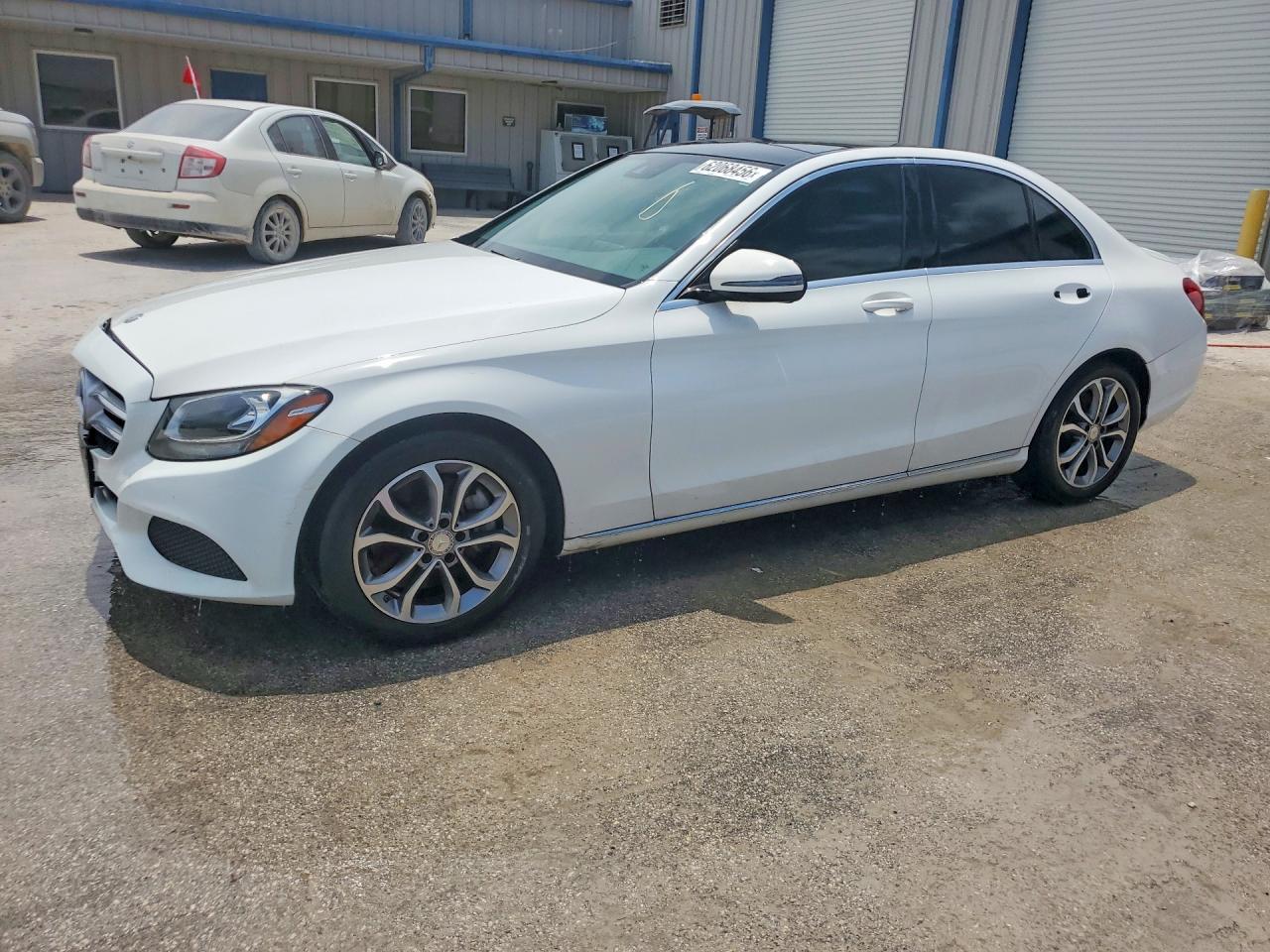 55SWF4JB8HU196250 · 2017 MERCEDES-BENZ C