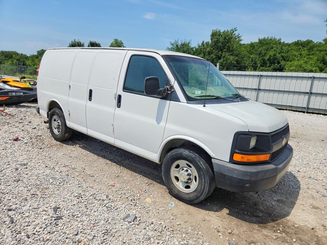 1GCWGFBAXD1185933 · 2013 CHEVROLET EXPRESS G2500 · 4/12