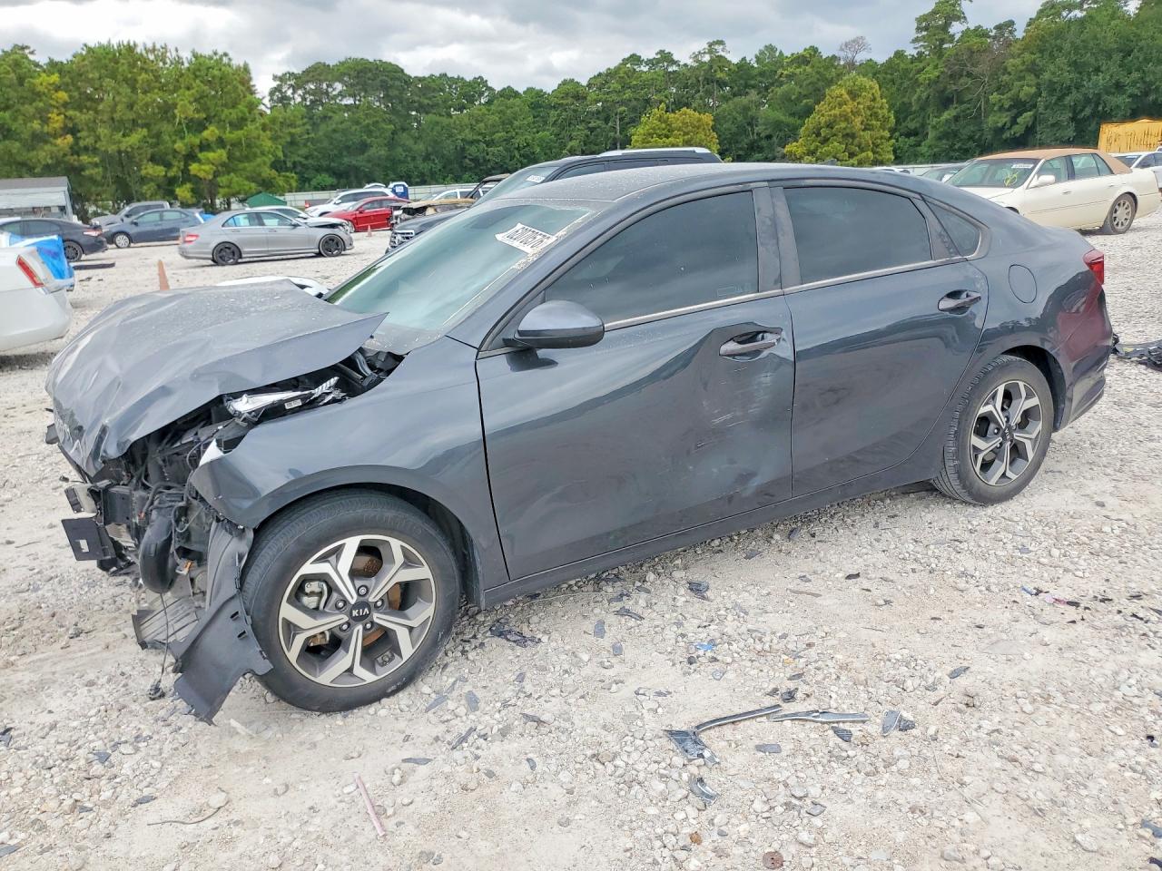 3KPF24AD8ME381087 · 2021 KIA FORTE
