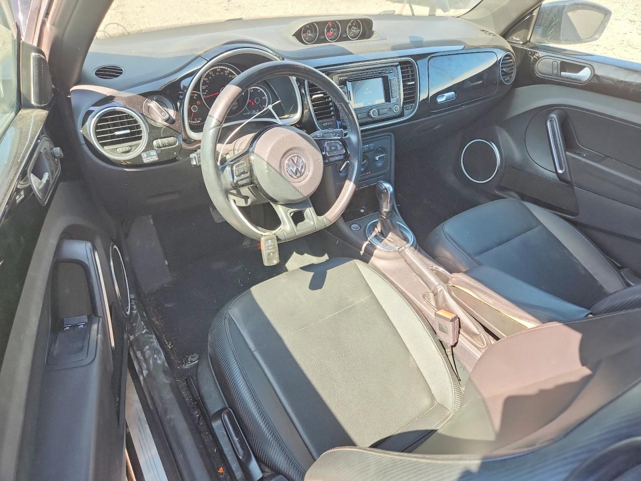 3VWJL7AT8DM619457 · 2013 VOLKSWAGEN BEETLE · 8/12