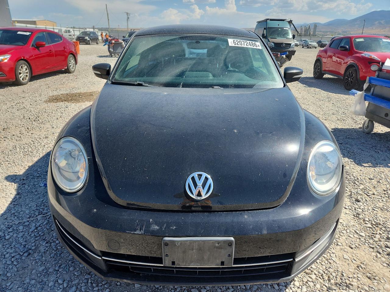 3VWJL7AT8DM619457 · 2013 VOLKSWAGEN BEETLE · 5/12