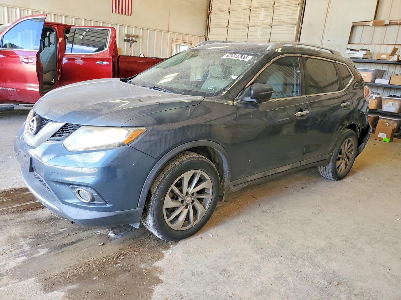 5N1AT2MTXEC858847 · 2014 NISSAN ROGUE