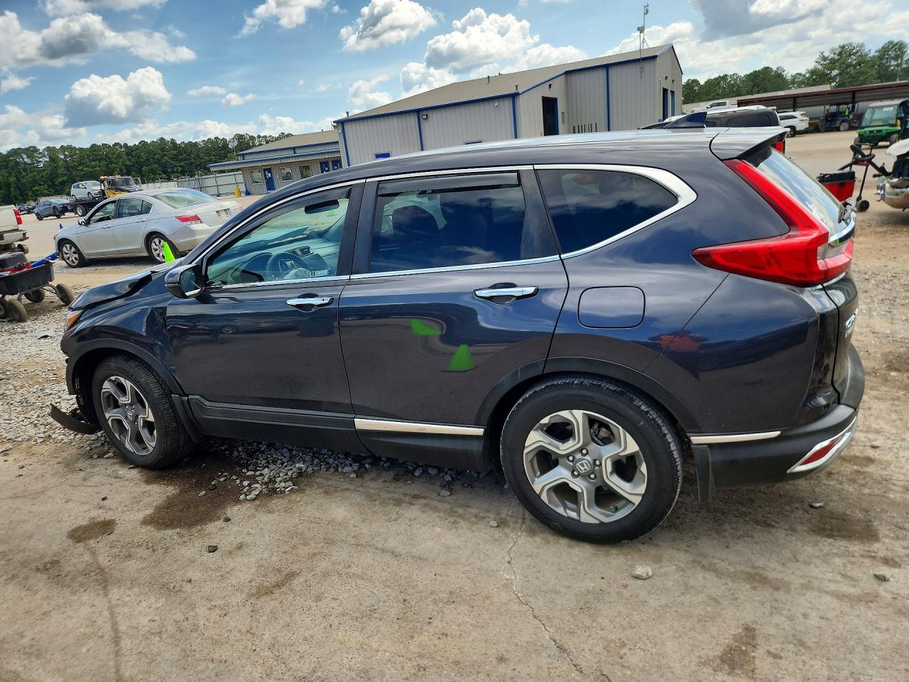 7FARW1H50JE056149 · 2018 HONDA CR-V · 2/13