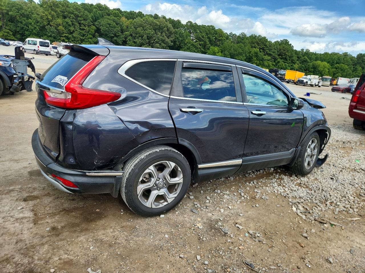 7FARW1H50JE056149 · 2018 HONDA CR-V · 3/13