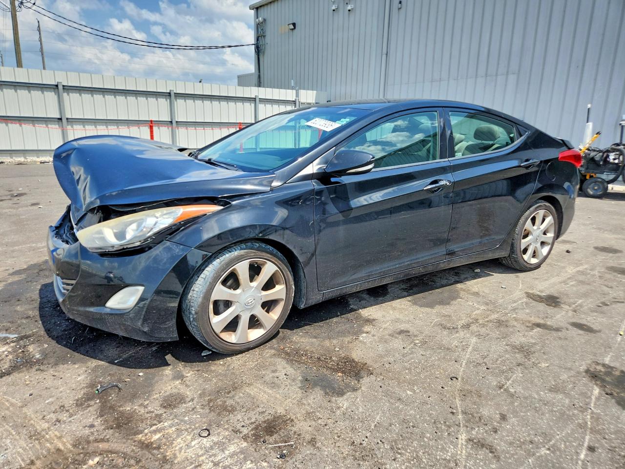 5NPDH4AE8DH249652 · 2013 HYUNDAI ELANTRA