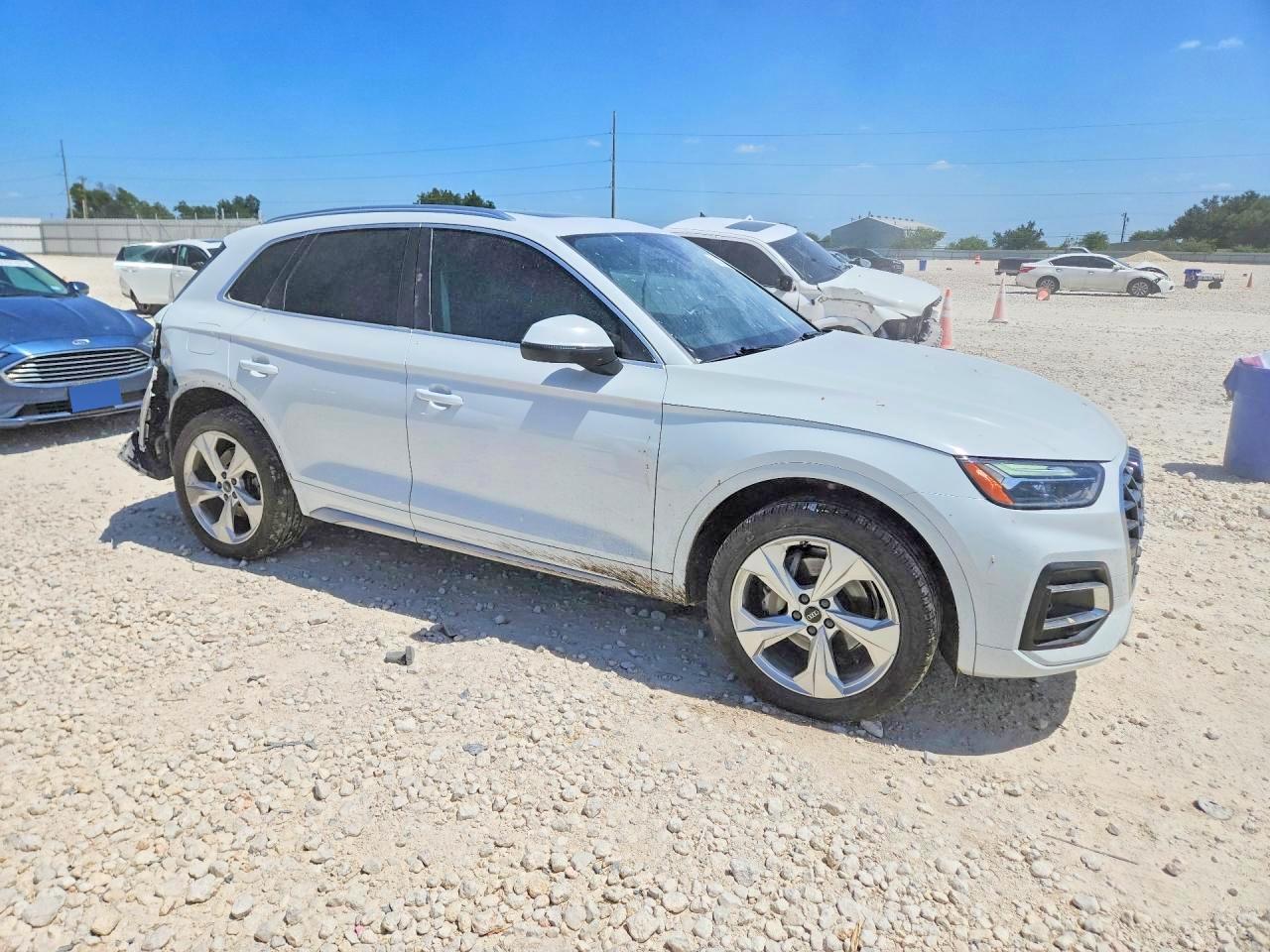 WA1BAAFY6M2031640 · 2021 AUDI Q5 · 4/12