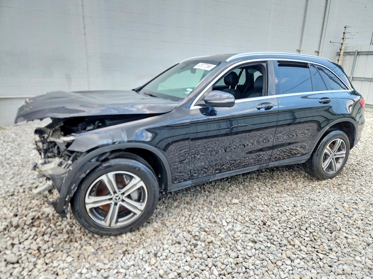 WDC0G8EB9LF708215 · 2020 MERCEDES-BENZ GLC