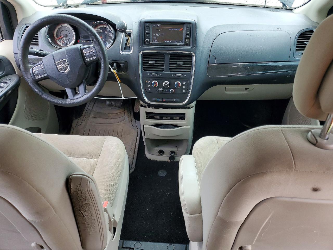 2C4RDGBG7JR225425 · 2018 DODGE GRAND CARAVAN · 8/14