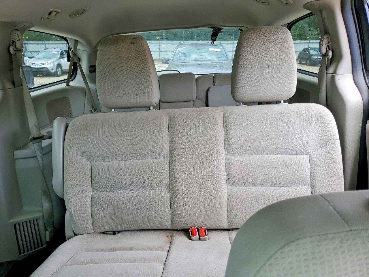 2C4RDGBG7JR225425 · 2018 DODGE GRAND CARAVAN · 10/14