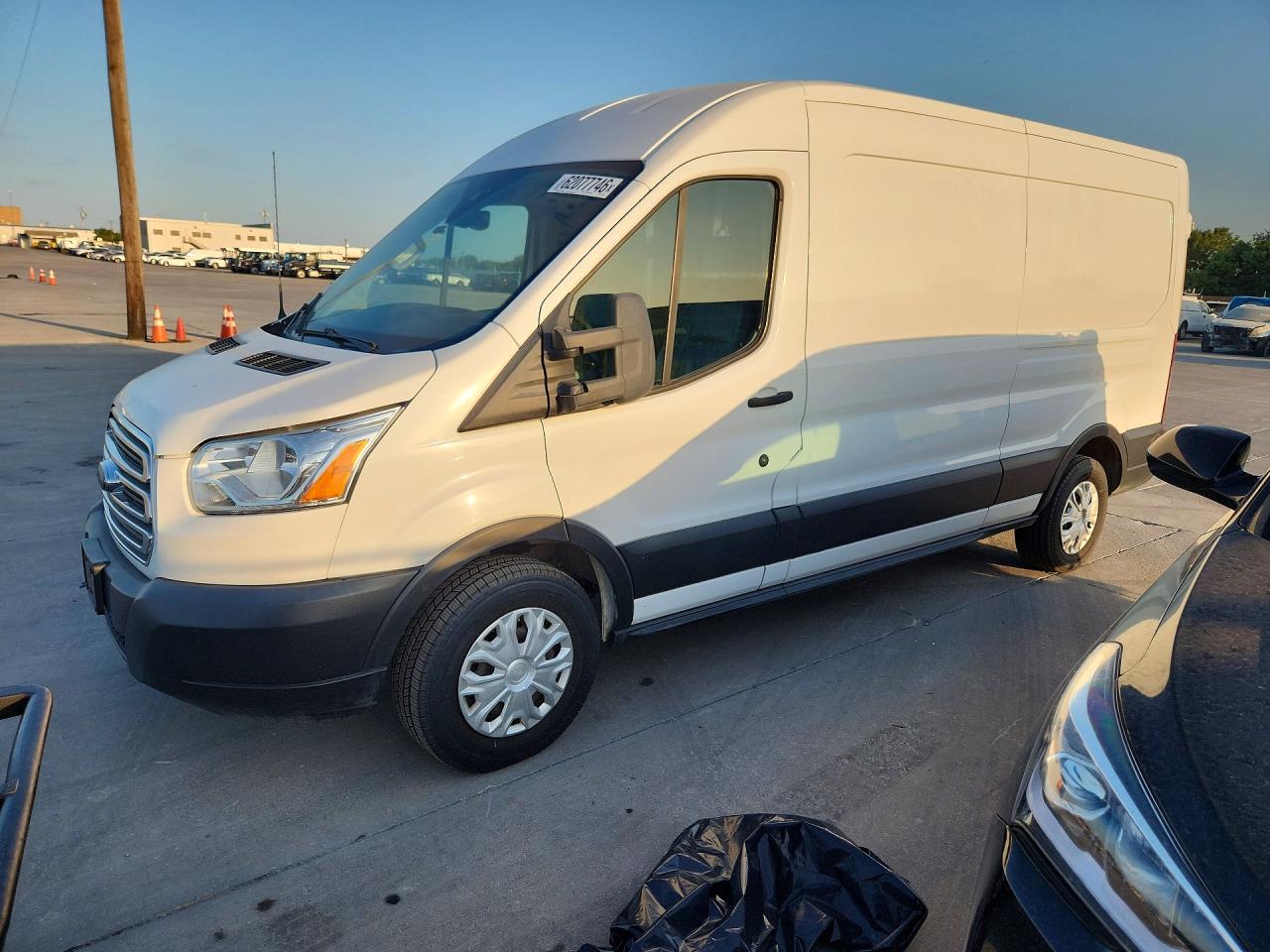 1FTYE2CM2KKA16366 · 2019 FORD TRANSIT