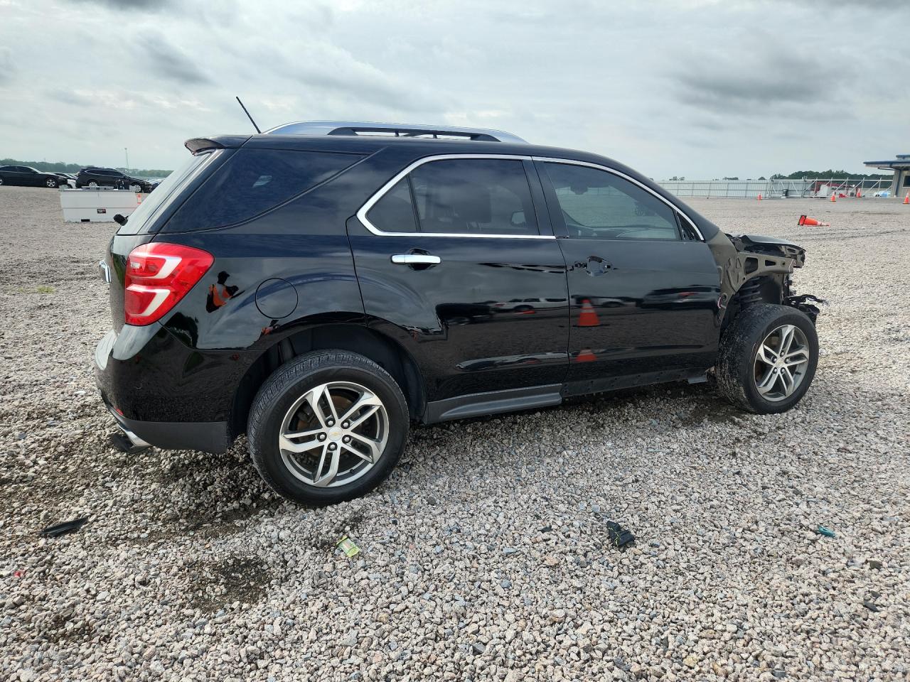 2GNFLGE39H6233916 · 2017 CHEVROLET EQUINOX · 3/13