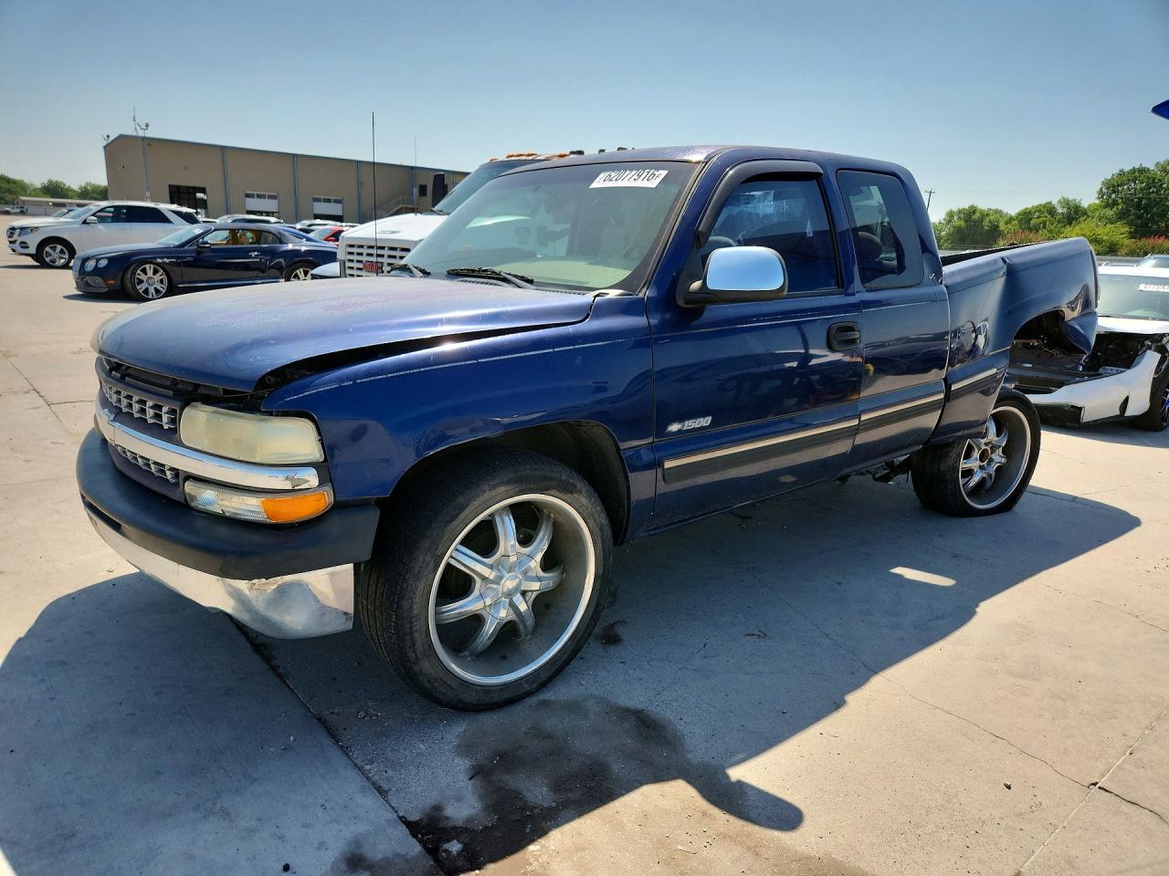 2GCEC19T4Y1194189 · 2000 CHEVROLET SILVERADO