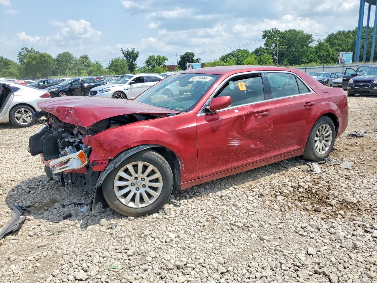 2C3CCAAGXDH731997 · 2013 CHRYSLER 300